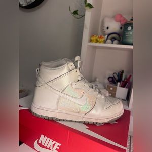 Nike Dunk Sky High 6.0 'Metallic Luster'